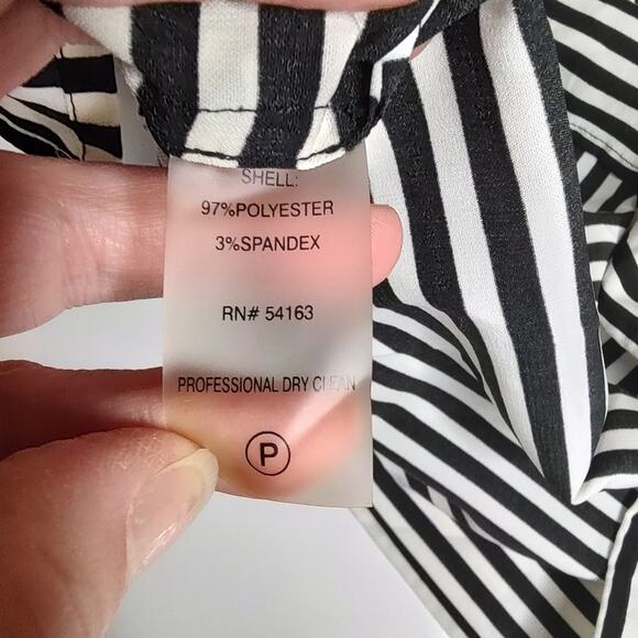 Calvin Klein Black & White Striped Pullover Roll Tab Sleeve Blouse Size XS - Picture 3 of 13